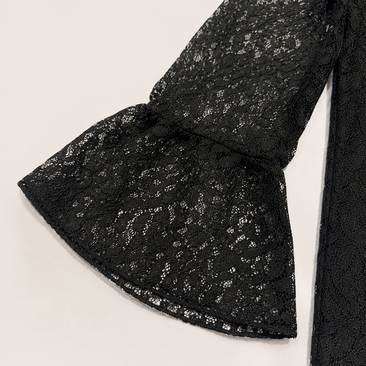 Women’s Black Vintage Lace Bell Sleeve Tunic Top