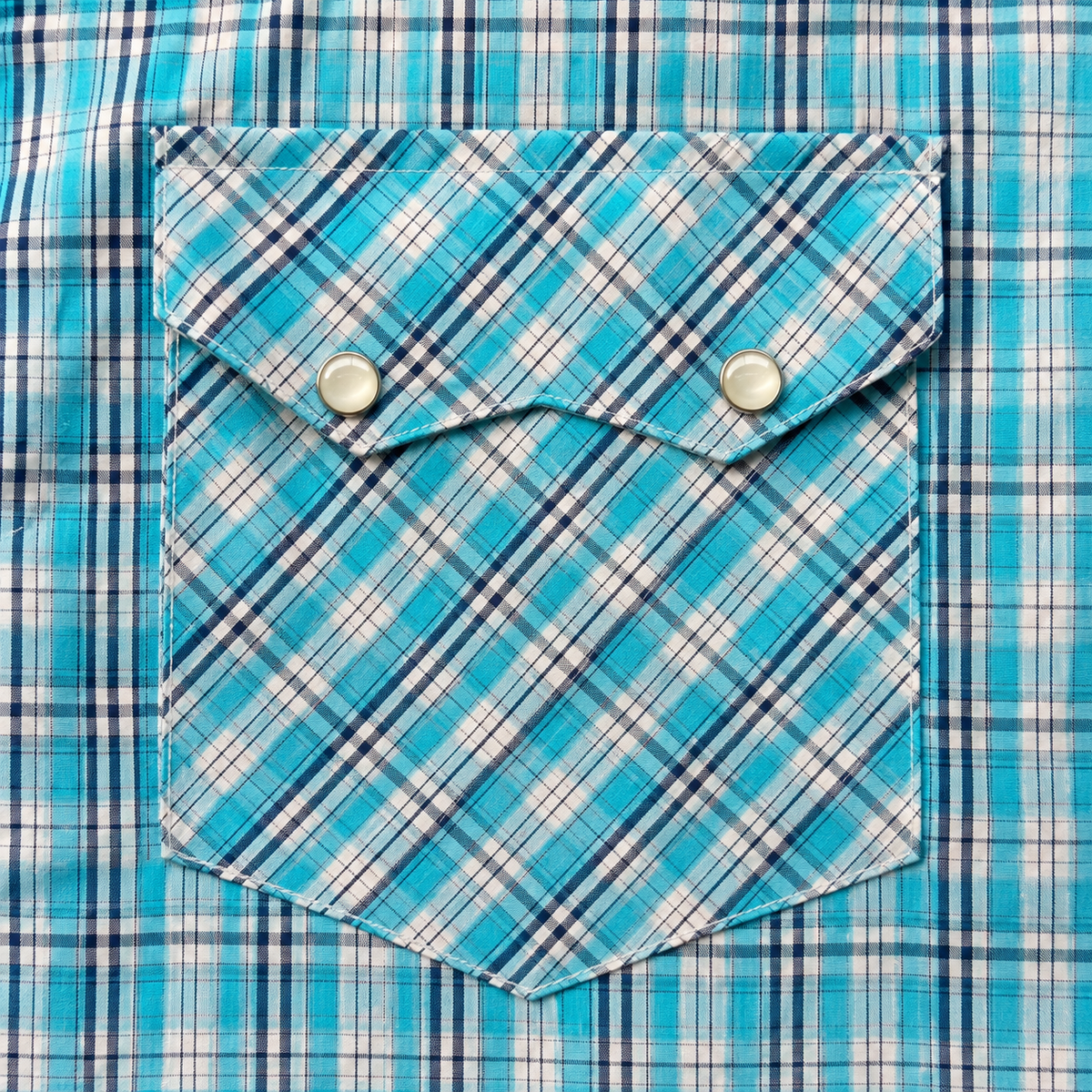 Men's Turquoise Plaid Western Snap Pocket Detail